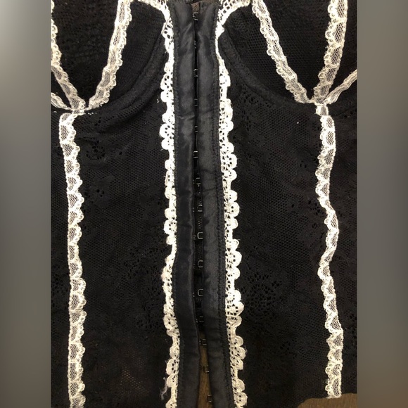 Sexy vintage y2k bustier corset black and white by rampage size 34C - Picture 3 of 7